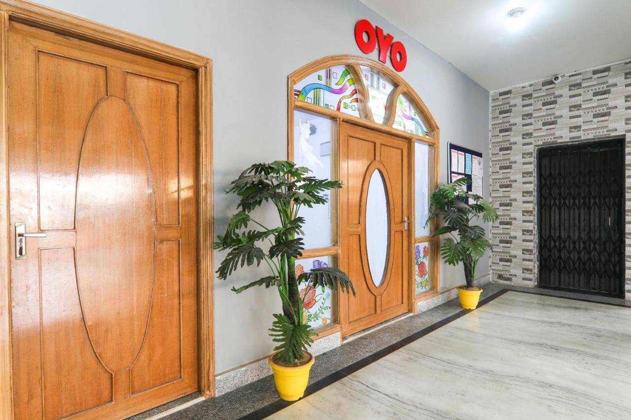 Super Oyo Capital O 78105 Hotel Figtree Premier Patna  Exteriör bild