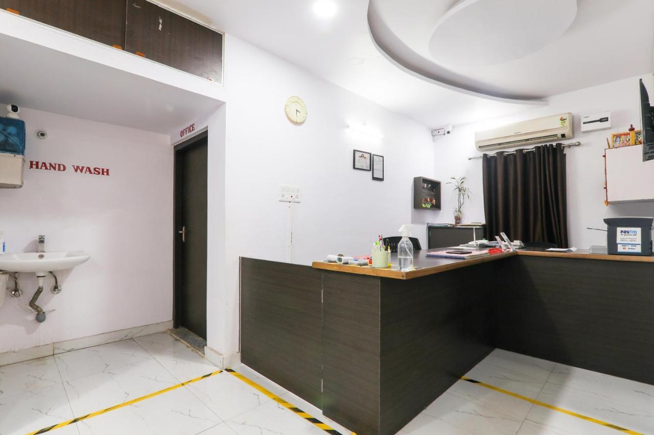 Super Oyo Capital O 78105 Hotel Figtree Premier Patna  Exteriör bild