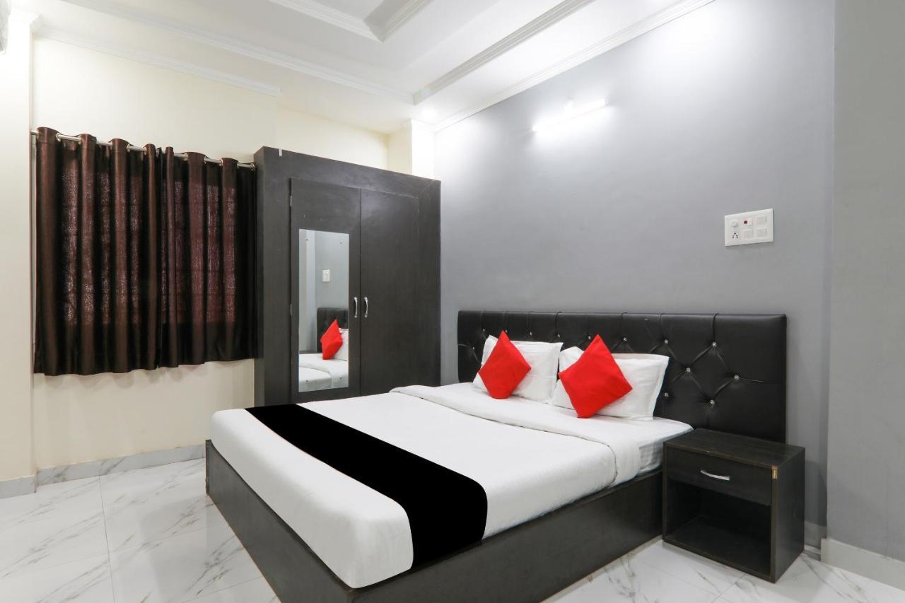Super Oyo Capital O 78105 Hotel Figtree Premier Patna  Exteriör bild